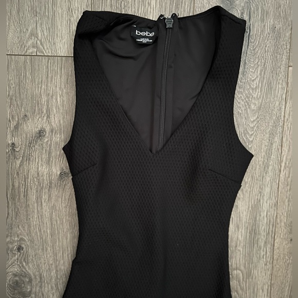 Bebe cocktail dress - Picture 3 of 7